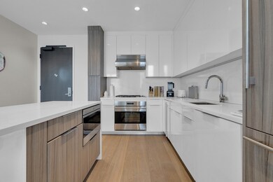 188 Brookline Ave unit 22C, Boston, MA 02215 - photo 4