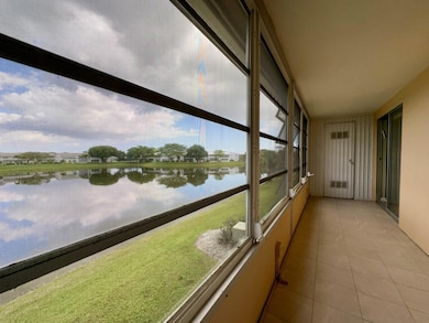 213 Somerset K, West Palm Beach, FL 33417 - photo 5