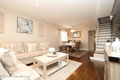 43 Watkins Ave, Staten Island, NY 10312 - photo 4