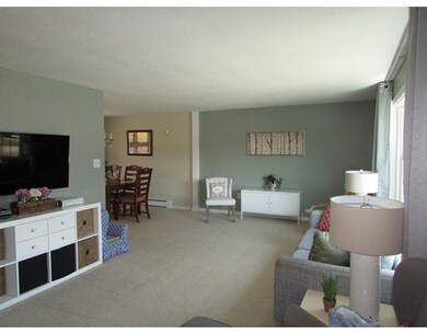 32 Longmeadow Ave, Worcester, MA 01606 - photo 5