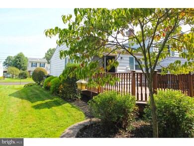 1142 Pinegrove Ave, Lansdale, PA 19446 - photo 6