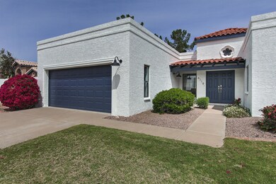 6118 E Camelot Dr-6