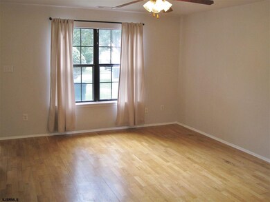 2609 Boulder Ct unit 405, Mays Landing, NJ 08330 - photo 4