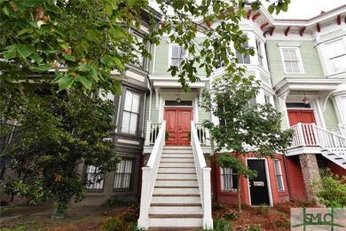 EXTERIOR FRONT DOOR