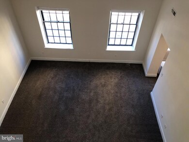 527 N Charles St unit 3, Baltimore, MD 21201 - photo 6