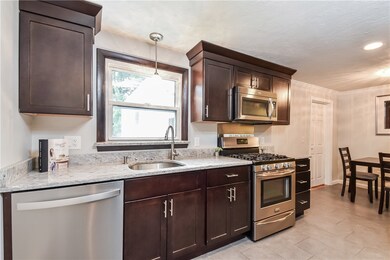 171 Burbank Dr, Warwick, RI 02886 - photo 5