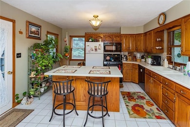 3849 E 30th St, Des Moines, IA 50317 - photo 6