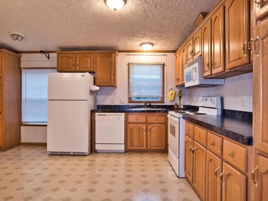 38 Red Tail Trail, Tiverton, RI 02878 - photo 7