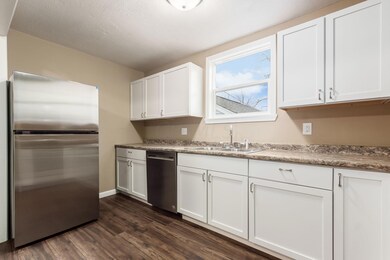 1184 Carolyn Ave, Columbus, OH 43224 - photo 7