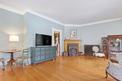 Interior Pics_Page_18