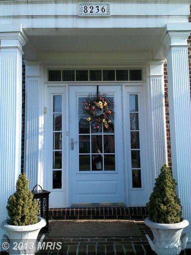 8236 Skipwith Dr, Frederick, MD 21702 - photo 3