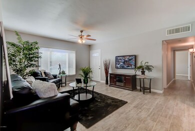 2024 E Weldon Ave-7