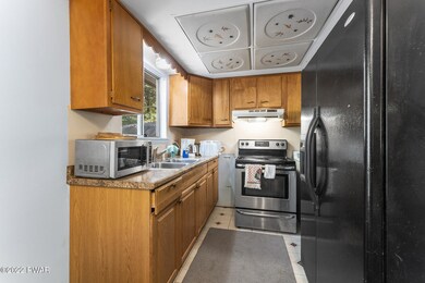 157 Kayla Dr, Bushkill, PA 18324 - photo 6