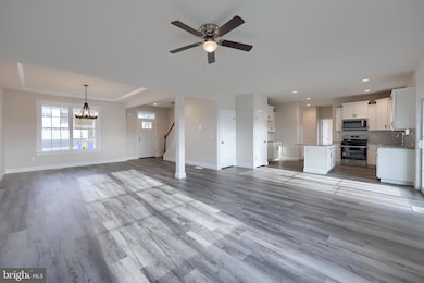 120 Eli Dr, York, PA 17404 - photo 2