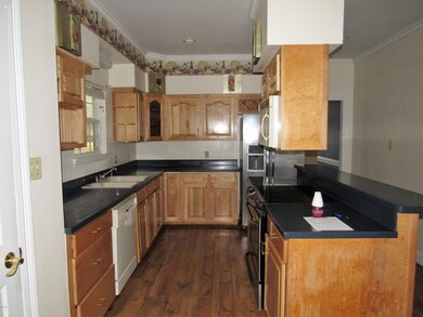KITCHEN VIEW 1