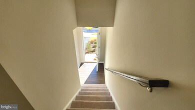 6118 Lemon Grass Ln, Frederick, MD 21703 - photo 4