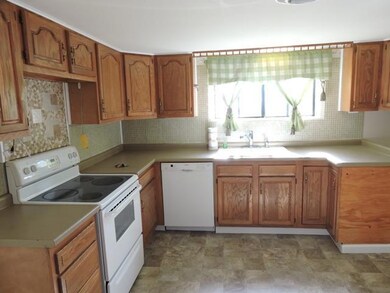 274 Walker St, Manchester, TN 37355 - photo 6