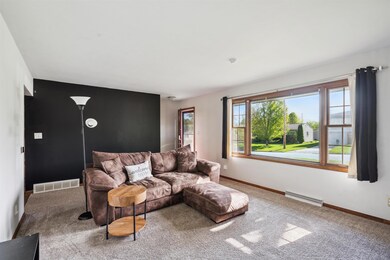 1609 Tremont St, Cedar Falls, IA 50613 - photo 3