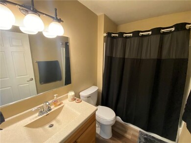 2905 Hickman Rd, Des Moines, IA 50310 - photo 2