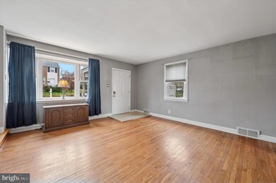 1016 Bryan St, Drexel Hill, PA 19026 - photo 5
