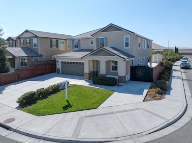 313 Michael Cox Ln, Tracy, CA 95377 - photo 2