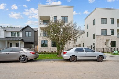 731 E 10th St, Houston, TX 77008 - photo 3