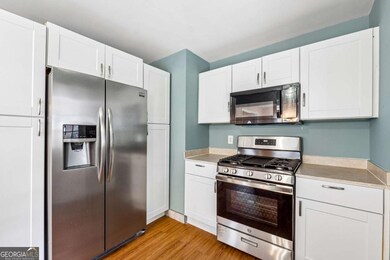 690 Green Acres Rd SE, Smyrna, GA 30080 - photo 2