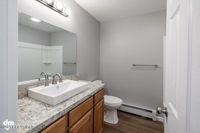 15-Bathroom_DMD_1806