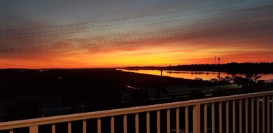 TOR 3E Sunrise View From Front Deck