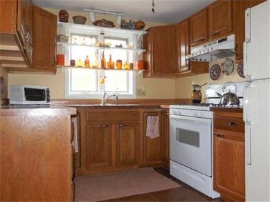 233 Hilldale Ave, Haverhill, MA 01832 - photo 6