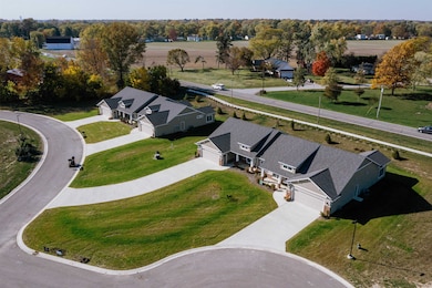 3215 W Bartlett Dr, Fort Wayne, IN 46815 - photo 5