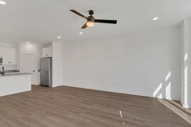 308 Cedar St unit 2, Lebanon, TN 37087 - photo 6