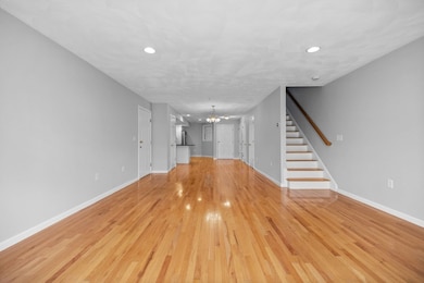 18 Dale St unit G4, Andover, MA 01810 - photo 4