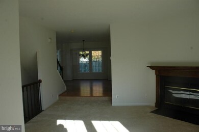 735 Acorn Ct, Warrenton, VA 20186 - photo 2