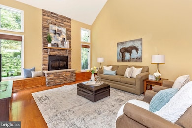 11015 Plumwood Cir, Hagerstown, MD 21742 - photo 5