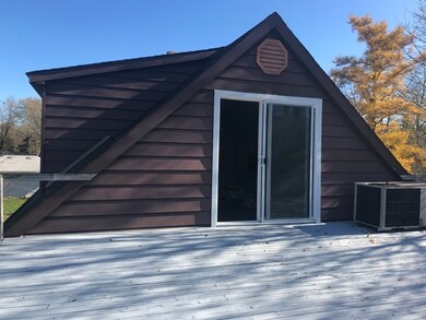 10916 W Macarthur Dr, Beach Park, IL 60087 - photo 7