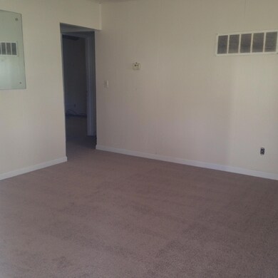 989 Exeter Rd, Columbus, OH 43213 - photo 2