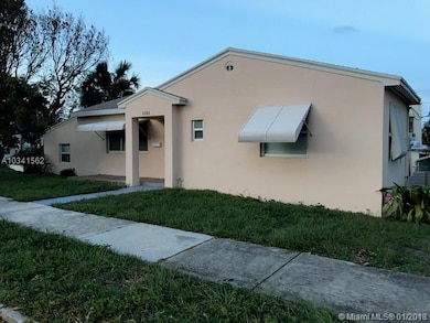 3414 Eastview Ave, West Palm Beach, FL 33407 - photo 2