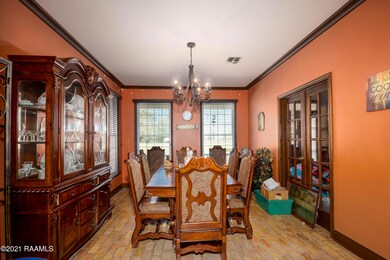 6_Dining Room