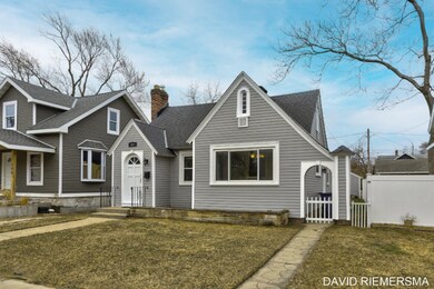 330 W 16th St, Holland-1-2