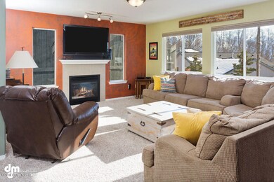 Living Room_DMD_3978-SMALL
