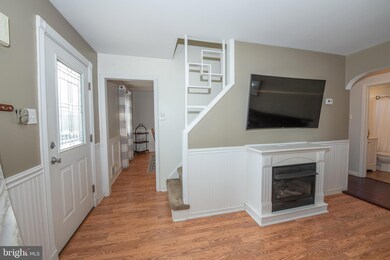 221 Hazel Ave, Folsom, PA 19033 - photo 6