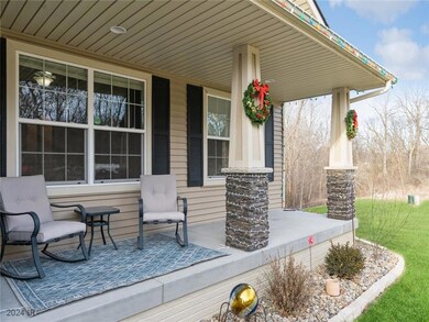 921 W 2nd St S, Newton, IA 50208 - photo 3