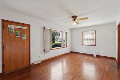 1625 Lower Muscatine Rd, Iowa City, IA 52240 - photo 5