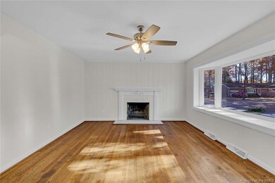 21 Frederick Dr, Newport News, VA 23601 - photo 6