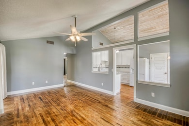 10656 Bobbie Ln, Royal Palm Beach, FL 33411 - photo 6