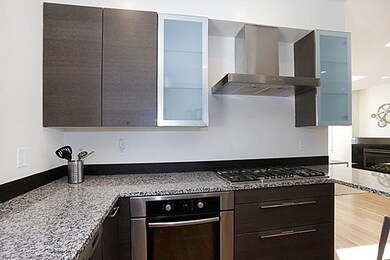 308 Beacon St unit 2, Somerville, MA 02143 - photo 3