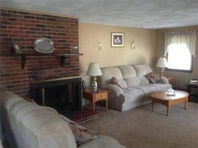 10 Pleasant St, Acushnet, MA 02743 - photo 6