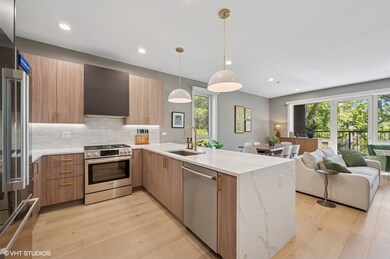 4932 N Kenmore Ave unit 2, Chicago, IL 60640 - photo 2