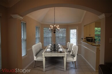 402 Pine Creek Dr, Friendswood, TX 77546 - photo 3